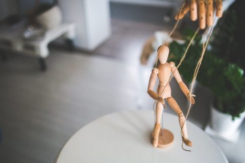 Zum Artikel "SCHULTHEATER.LEBEN – Ein Workshop zum Thema des Schultheater der Länder (SDL) 2024 – Mittwoch, 11. Oktober 2023"