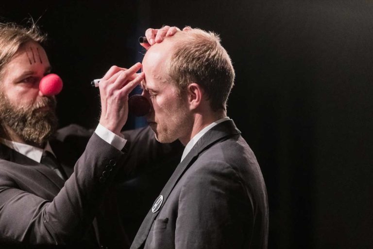 Brachland-Ensemble – DIKTAT