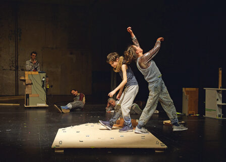 Zum Artikel "KIDS ON STAGE – Eröffnung anderer Spielweisen in Tanz, Theater, Performance mit Kindern – Dienstag, 7. November 2023"